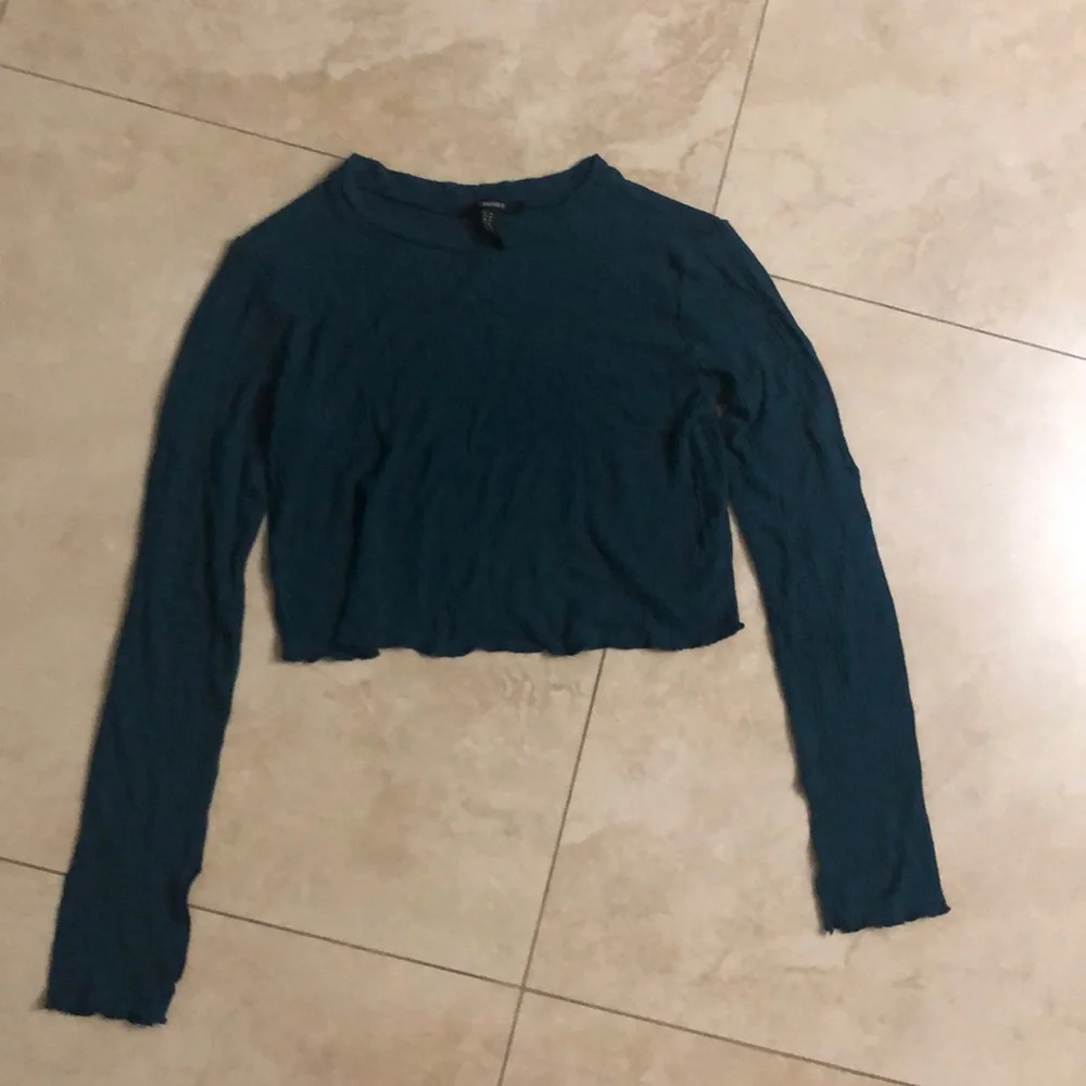 Teal crop top - Picture 1 of 2